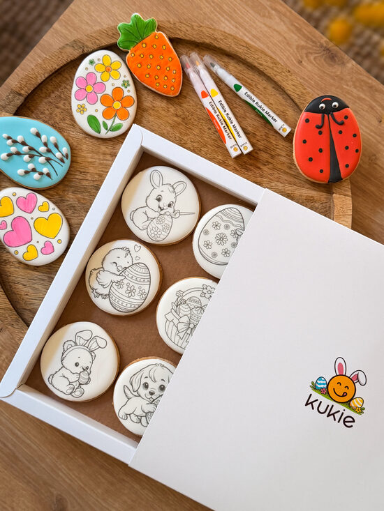 Large Easter Friends Set "Color and Eat"