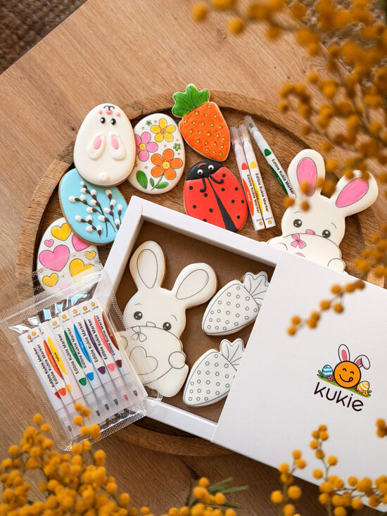 Zaķīša cepumu komplekts ''Izkrāso un apēd'' + 8 krāsas