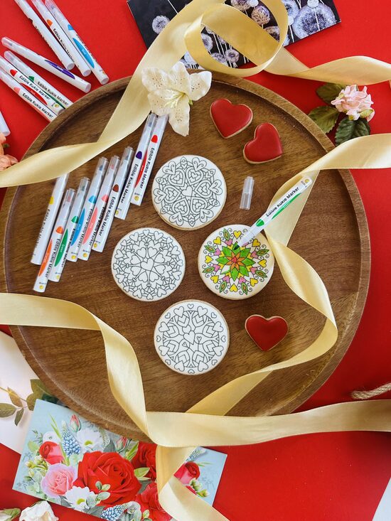 Mazās Sirsniņ-mandalas ''Izkrāso un apēd''