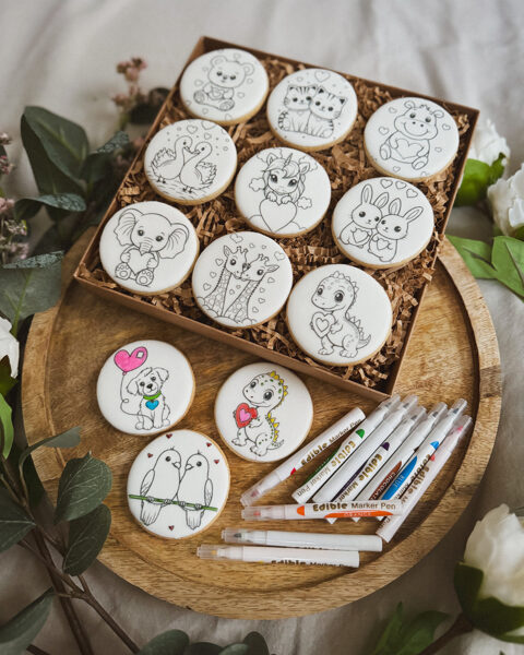 Cepumi "Izkrāso un apēd" Sirsniņdraugi